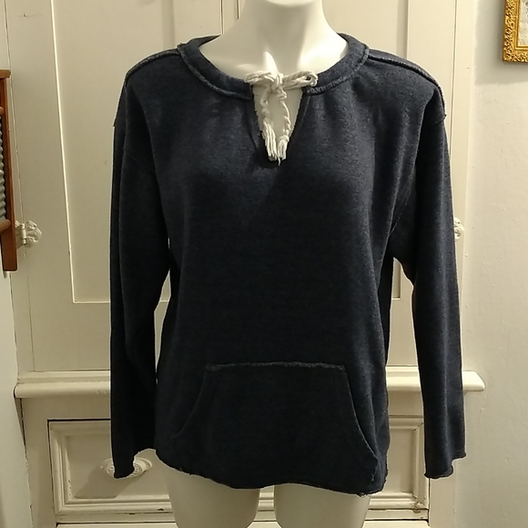Ocean Olive Tops - Ocean Olive blue sweatshirt Sz L